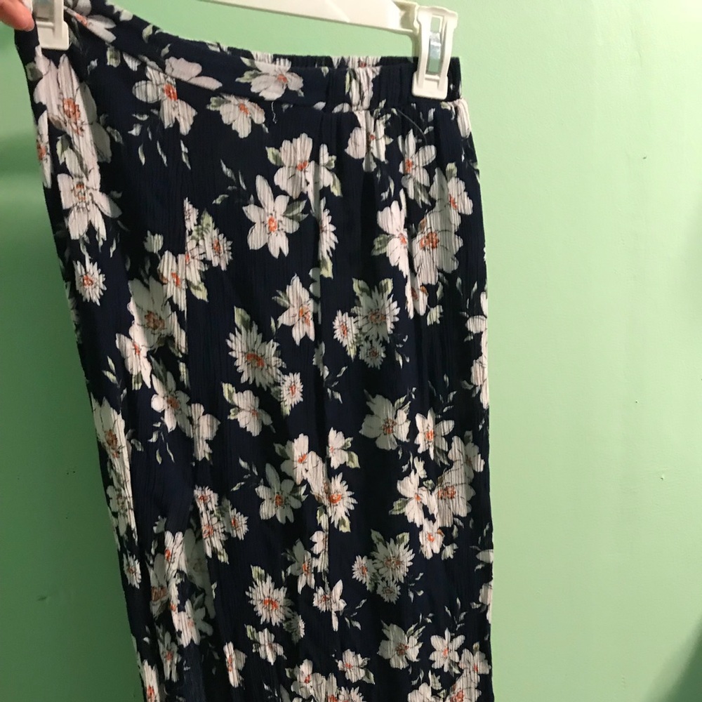 pretty floral maxi skirt